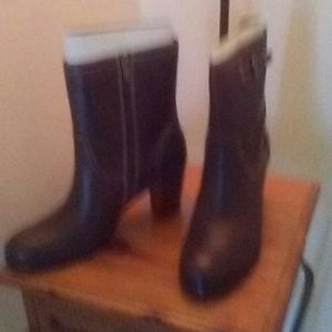 Anne Klein 10m dark brown ankle boot innerw zipper